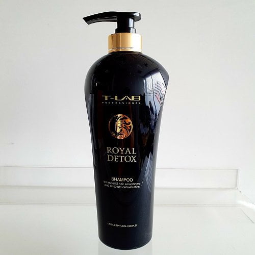 Detoksikuojantis plaukų šampūnas T-Lab Royal Detox 750