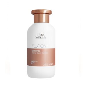 Intensyvaus poveikio atkuriamasis šampūnas Wella Professionals Fusion 250ml